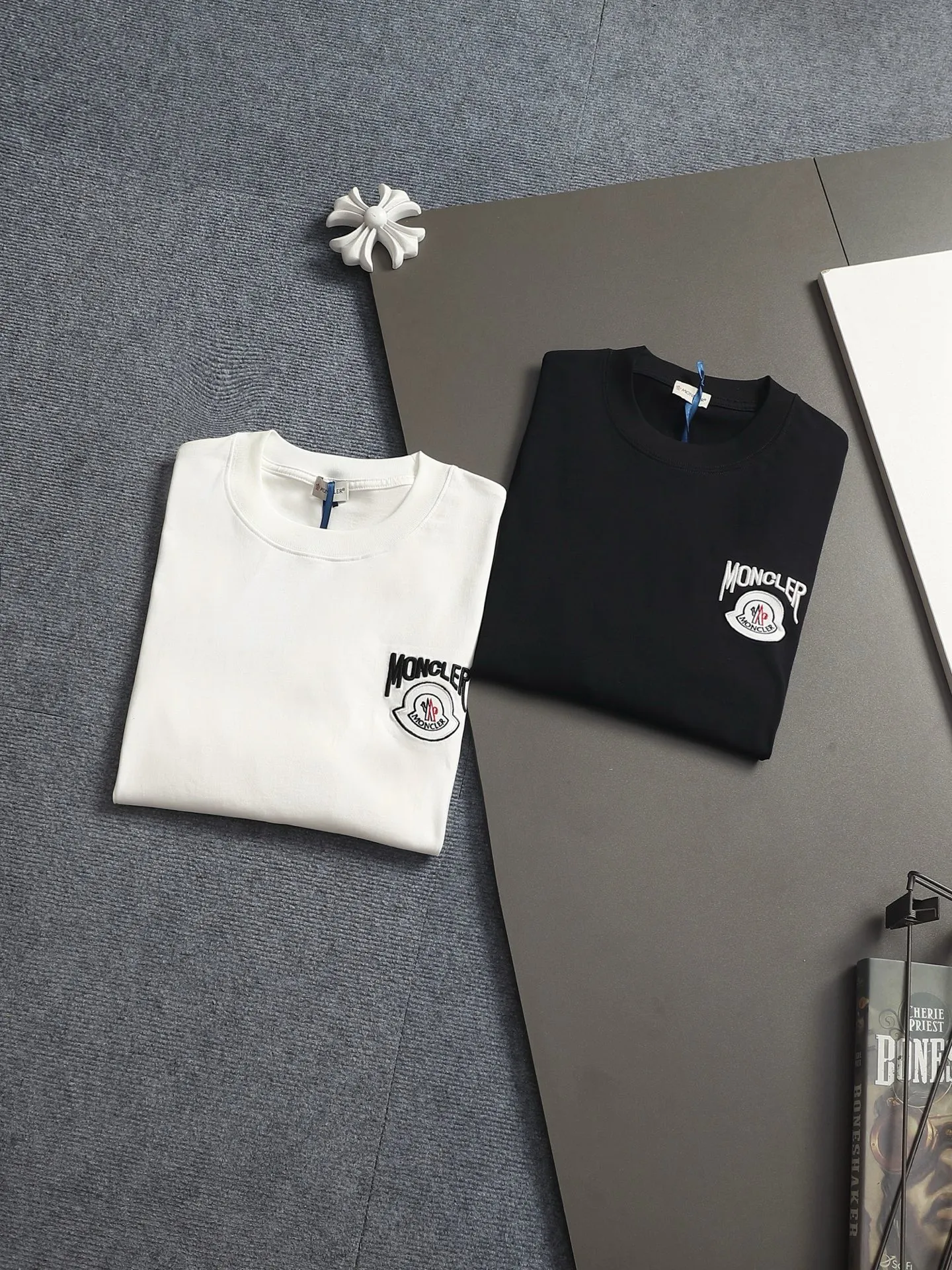 2026 New Arrival Same Style👫320g T ， ！ ， ， logo ！ ， Versatile， ， ！ ！ Classic Versatile T ， logo ！ ！ Quality ， ！！ ：Black White Size：S M L XL
